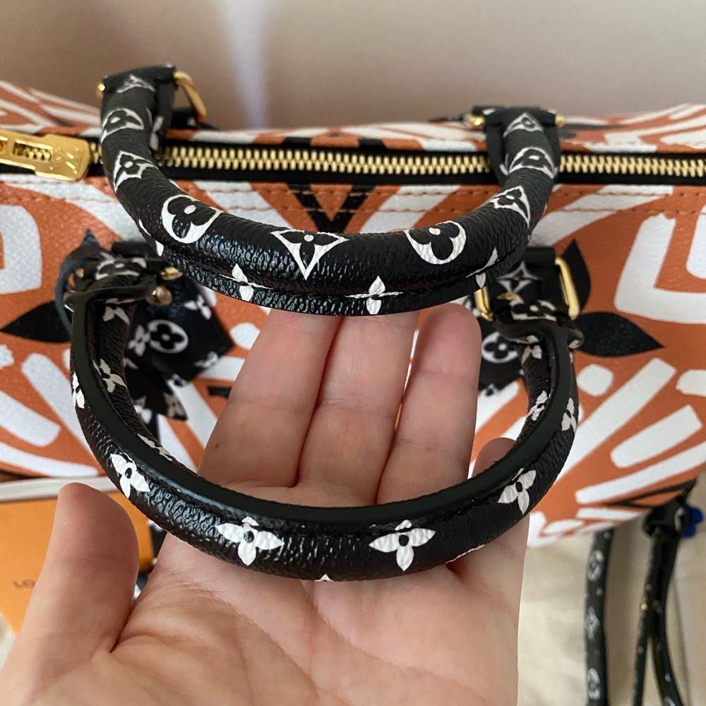 SOLD LV Limited Edition Crafty Speedy Bandoliere25 - Picture 8 of 15
